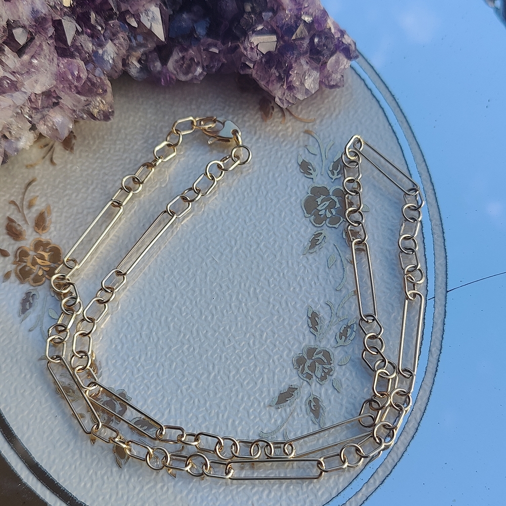 ✨✨Sold On IG.✨✨Elegant 14k Gold Multi-Link Chain
